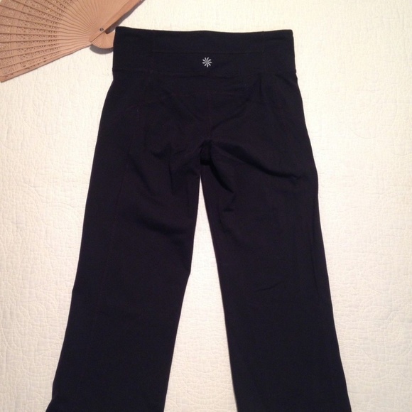 Athleta Capri Pants Black Waist band Yoga S - Picture 6 of 8